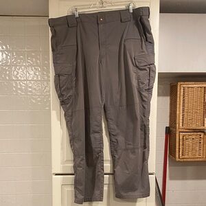 5.11 Tactical Men's Charcoal Cargo Pants size 44 12:11